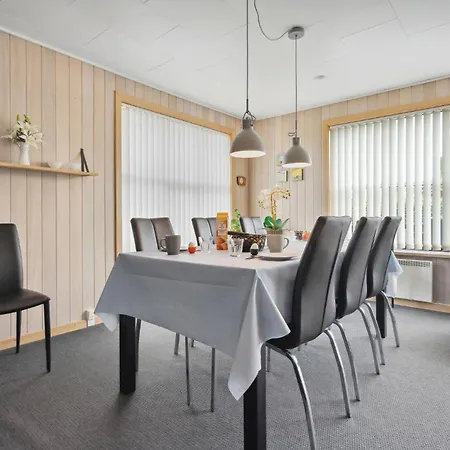In With Kitchen Hejls